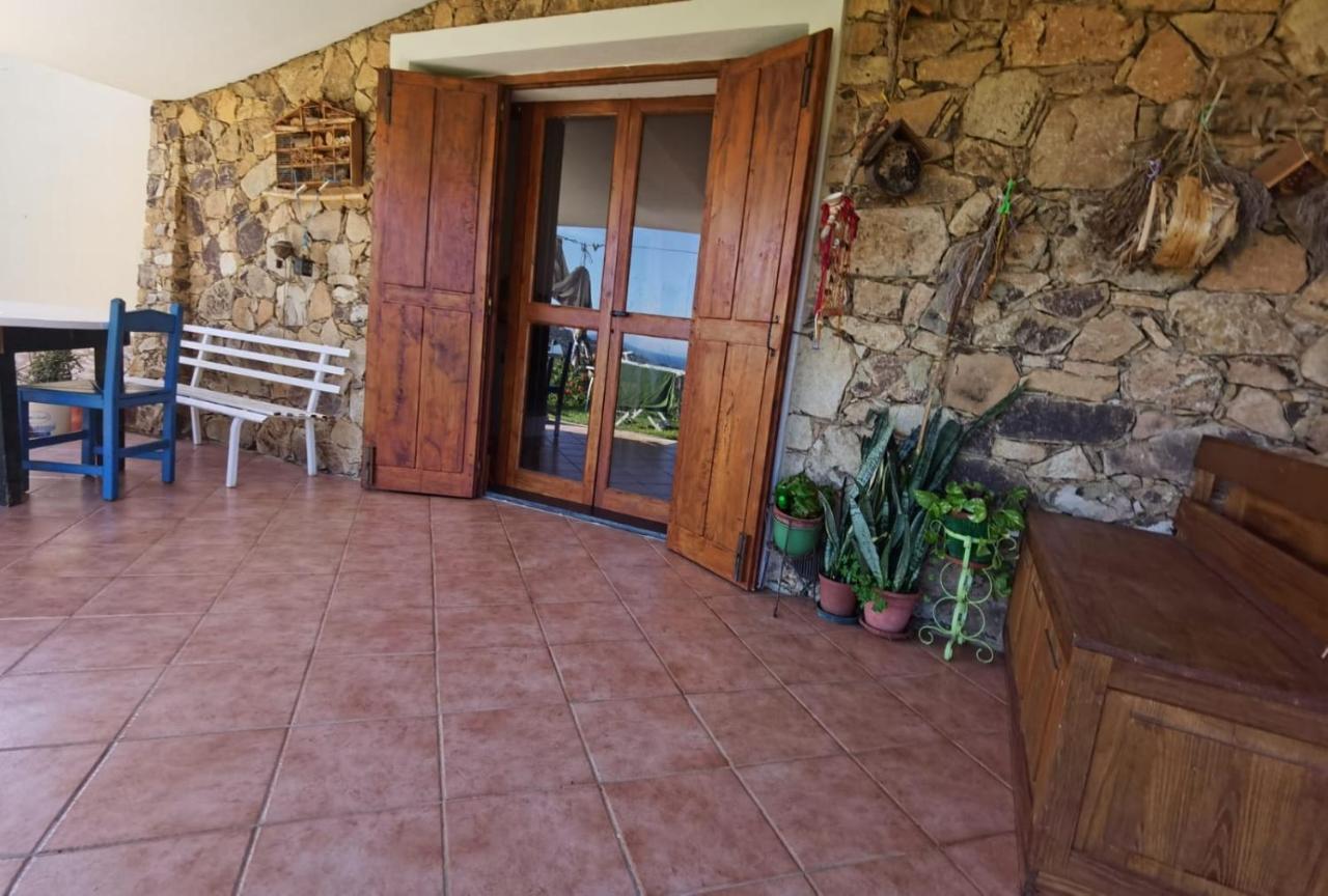 Domu Abi Manna Vila Tertenìa Exterior foto