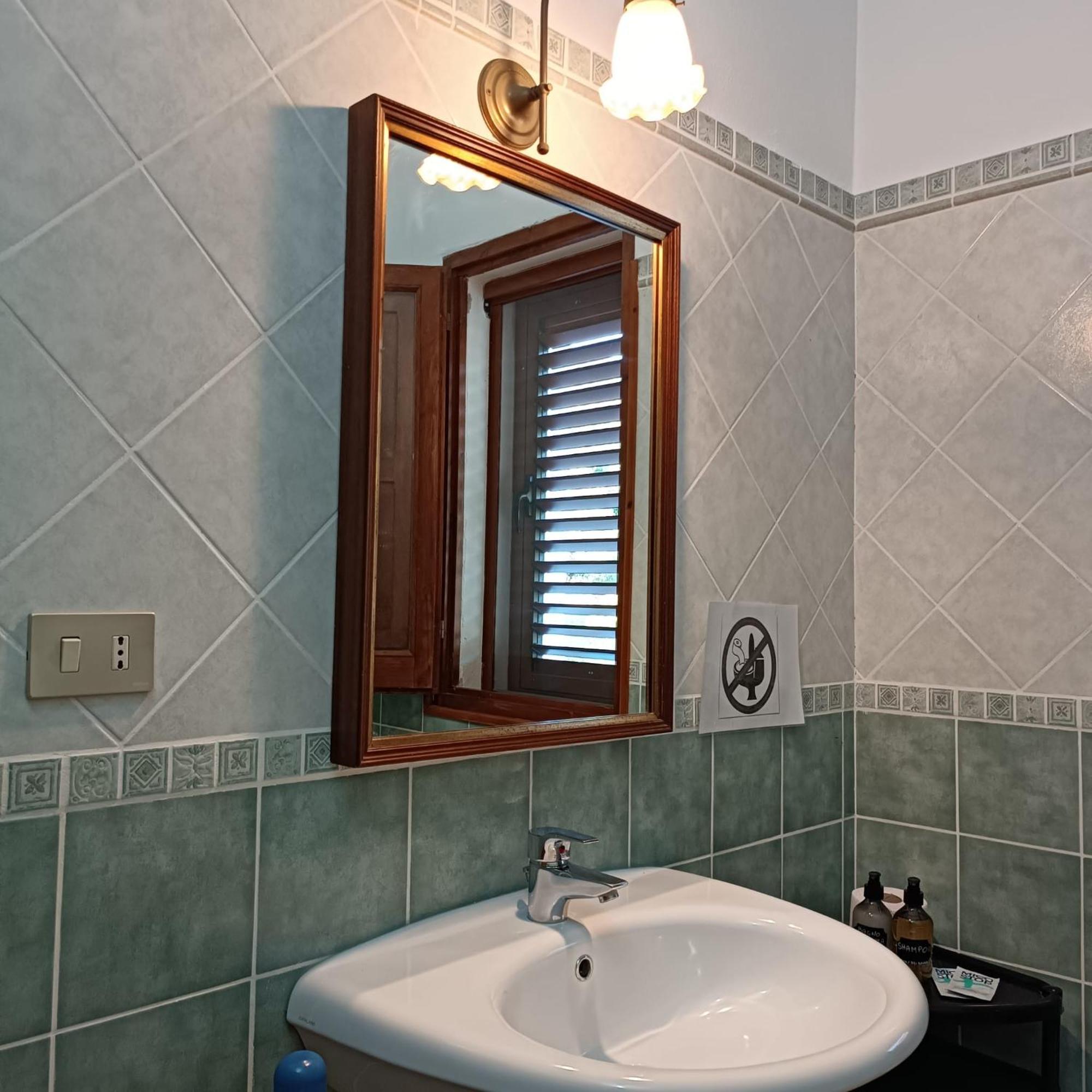 Domu Abi Manna Vila Tertenìa Exterior foto
